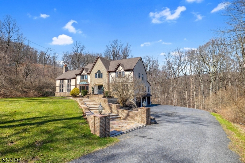 Squire Hill - Residential