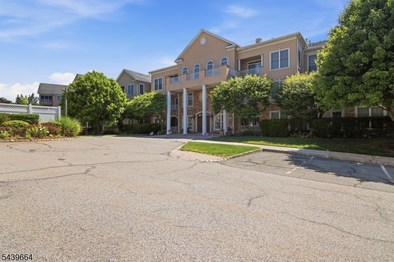 Fox Hills - Residential