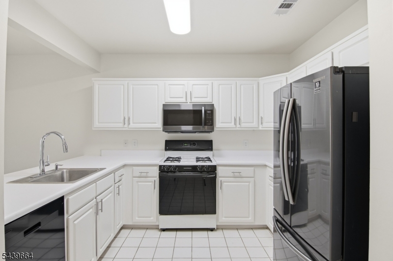 Fox Hills - Residential