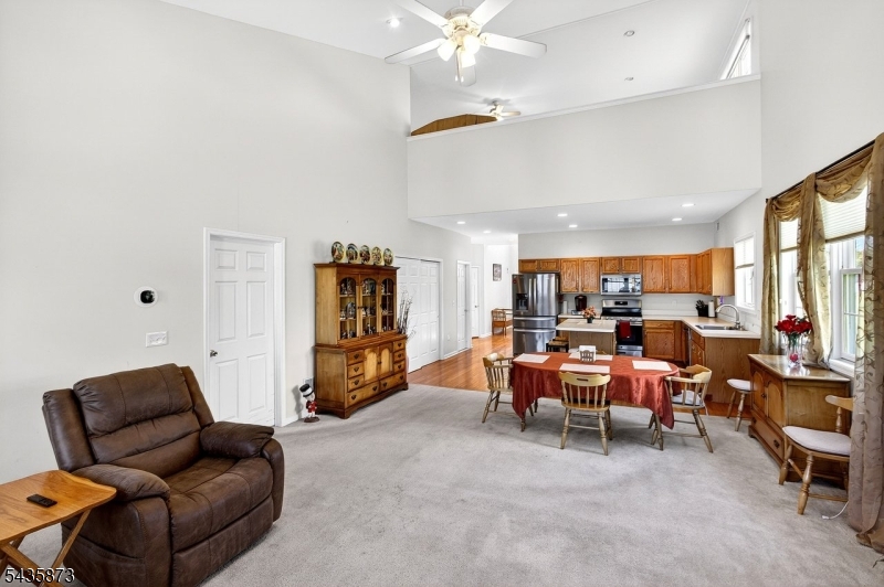 Clove Hill Manor - Residential