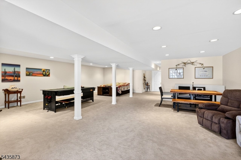 Clove Hill Manor - Residential