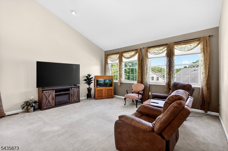 Clove Hill Manor - Residential