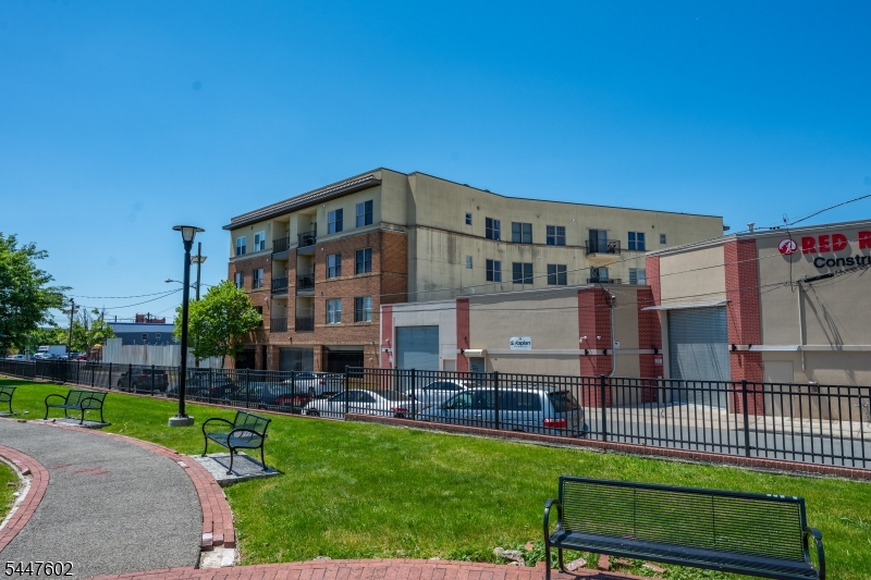 South Ironbound - Residential