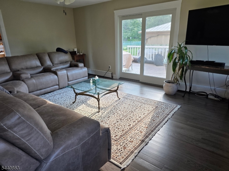 LONG VALLEY - Residential