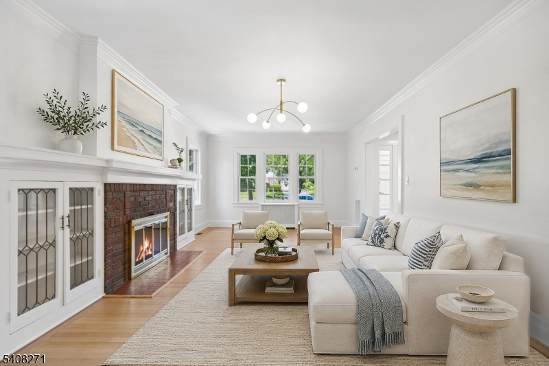 Tuxedo Park - Residential