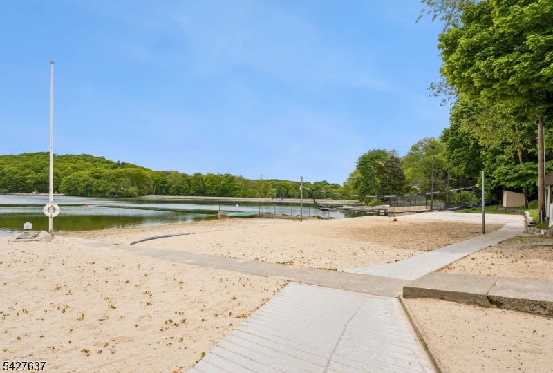 Fayson Lakes - Residential