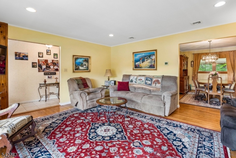 Fayson Lakes - Residential