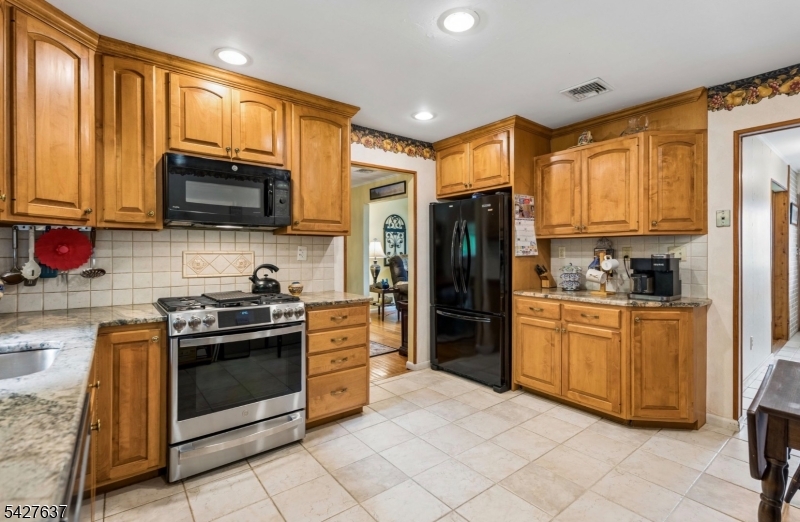 Fayson Lakes - Residential