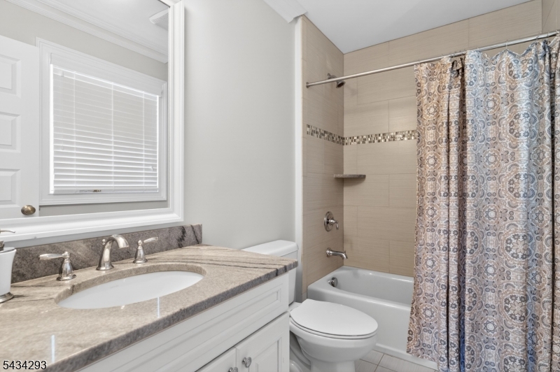 North Side - Residential Lease