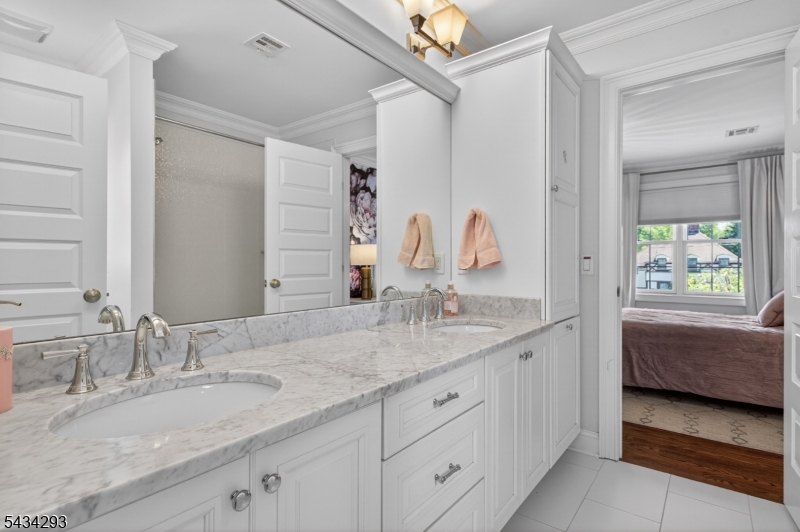North Side - Residential Lease