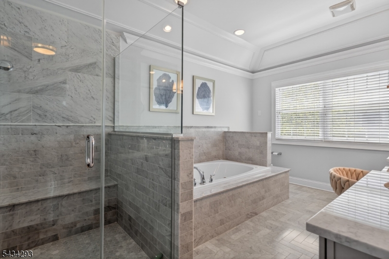 North Side - Residential Lease