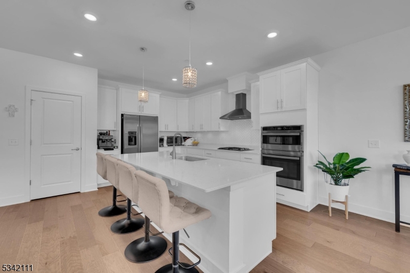 Collections Morris Plains - Residential