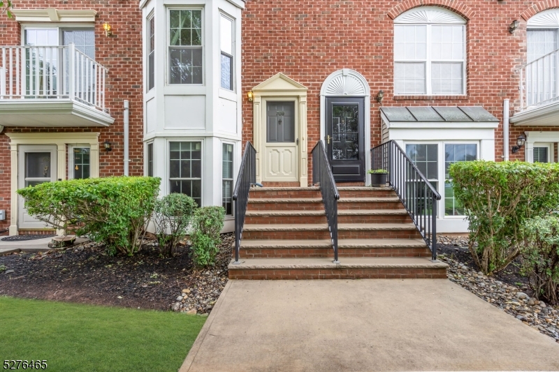 Glenbrooke - Residential