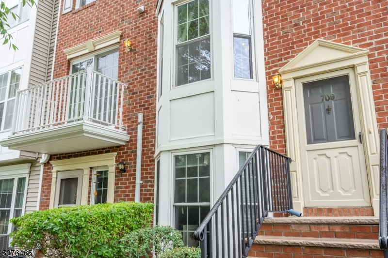 Glenbrooke - Residential