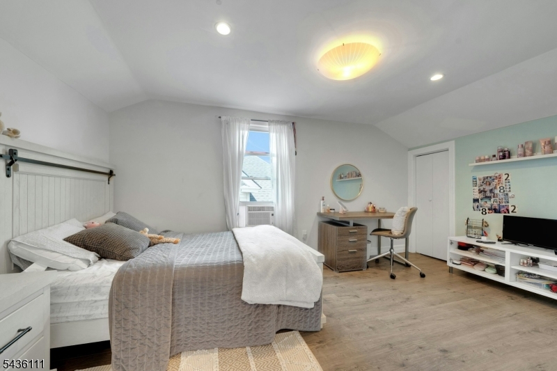 Residential - Residential