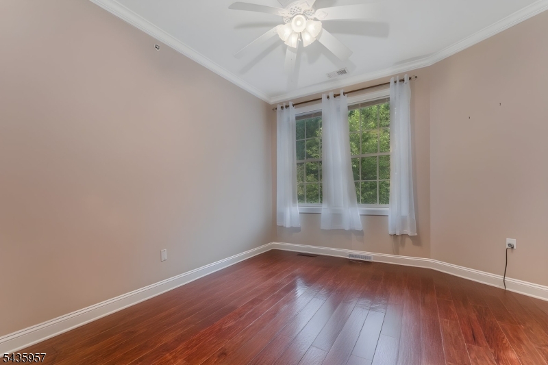 Four Seasons at Bridgewater - Residential