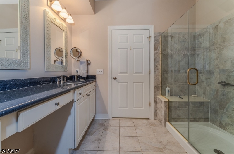 Four Seasons at Bridgewater - Residential