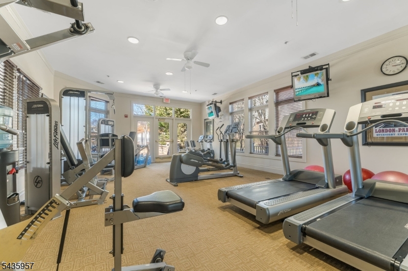 Four Seasons at Bridgewater - Residential