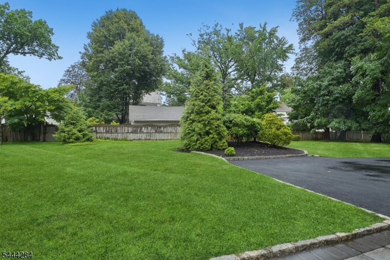 Washington Headquarters - Residential
