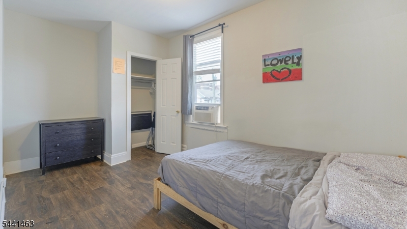 Irvington Park - Residential Income