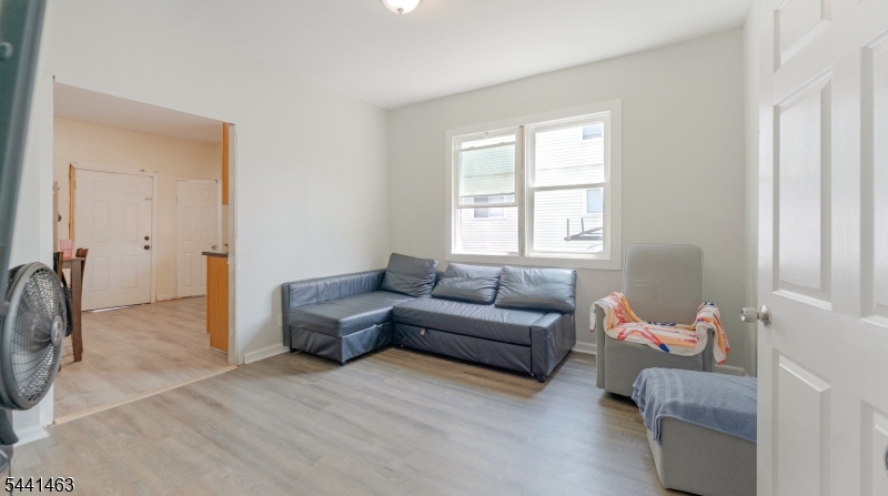 Irvington Park - Residential Income