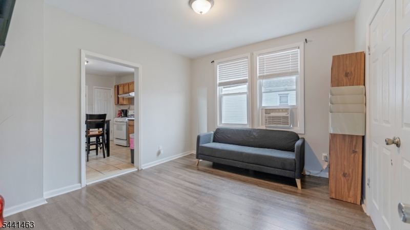 Irvington Park - Residential Income