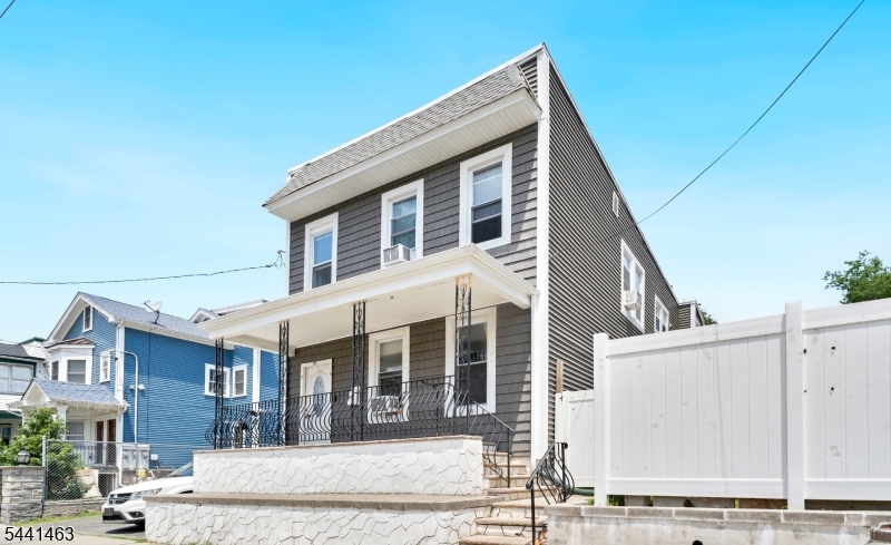 Irvington Park - Residential Income