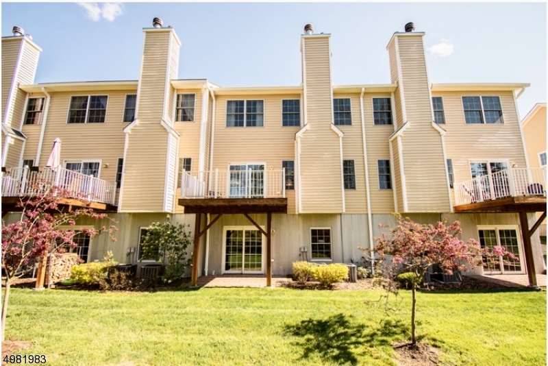 Round Top - Residential