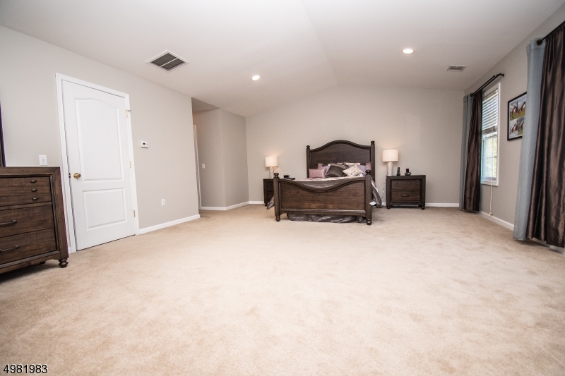 Round Top - Residential