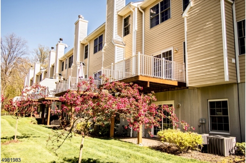 Round Top - Residential