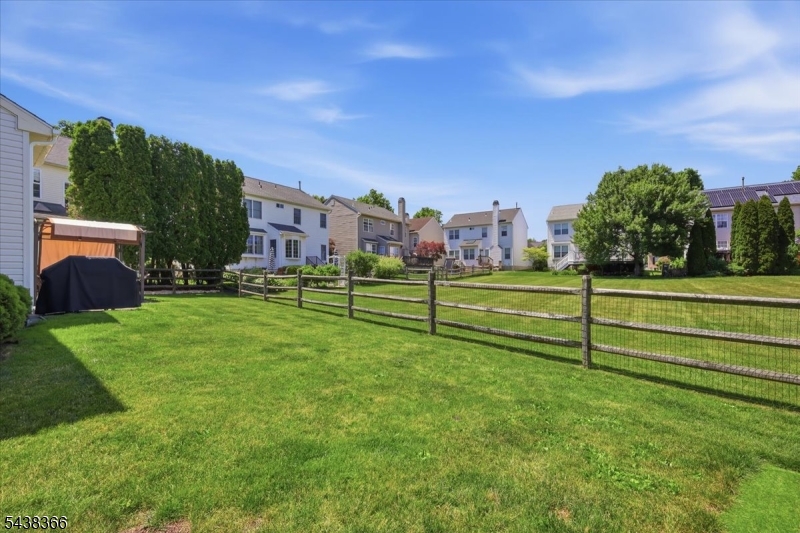 Greenwich Chase - Residential
