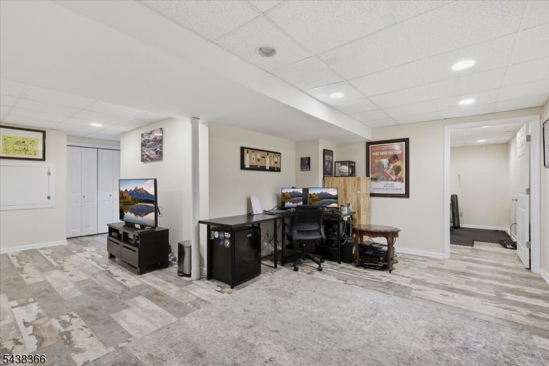 Greenwich Chase - Residential