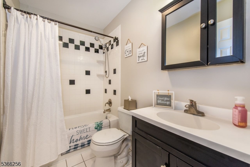 White Meadow Lake - Residential