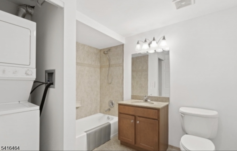 VAIL COMMONS - Residential Lease