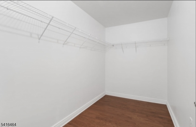 VAIL COMMONS - Residential Lease