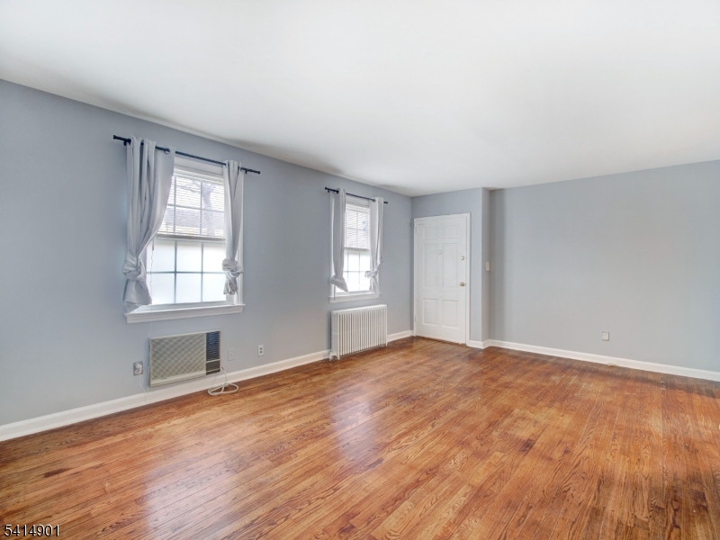Maplewood Village Condo - Residential