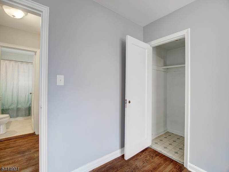 Maplewood Village Condo - Residential