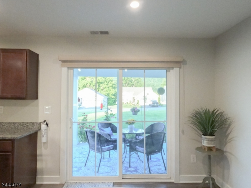 CRYSTAL SPRINGS - Residential