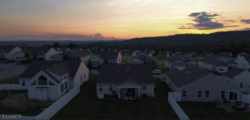 CRYSTAL SPRINGS - Residential