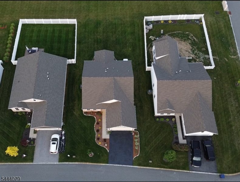 CRYSTAL SPRINGS - Residential