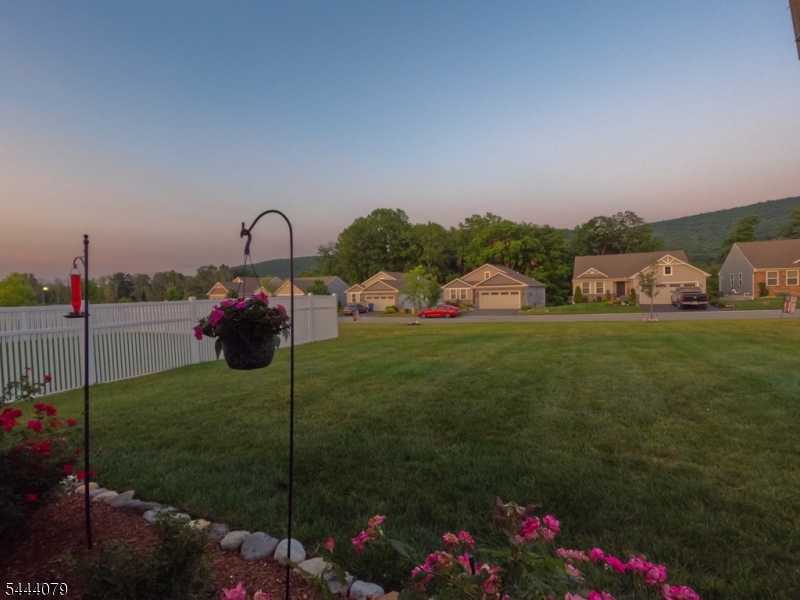 CRYSTAL SPRINGS - Residential