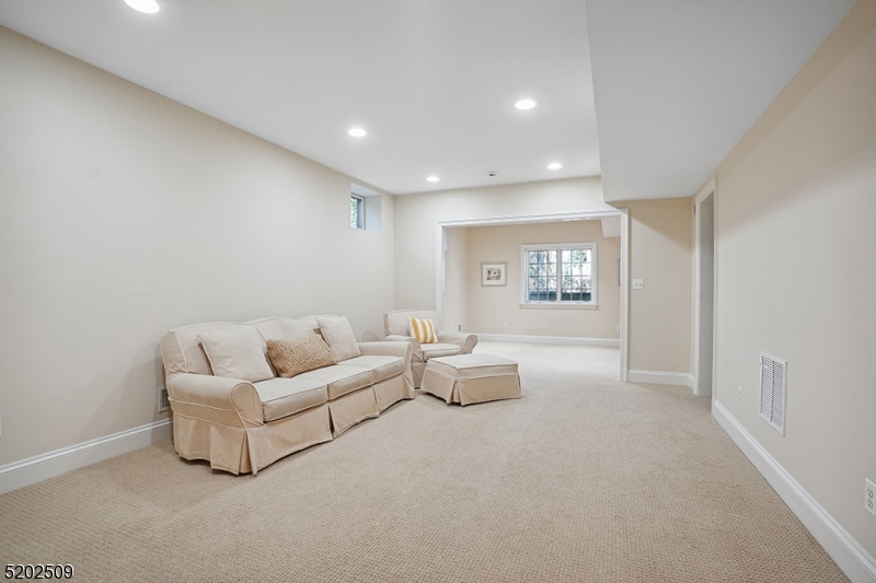 Oak Ridge - Residential