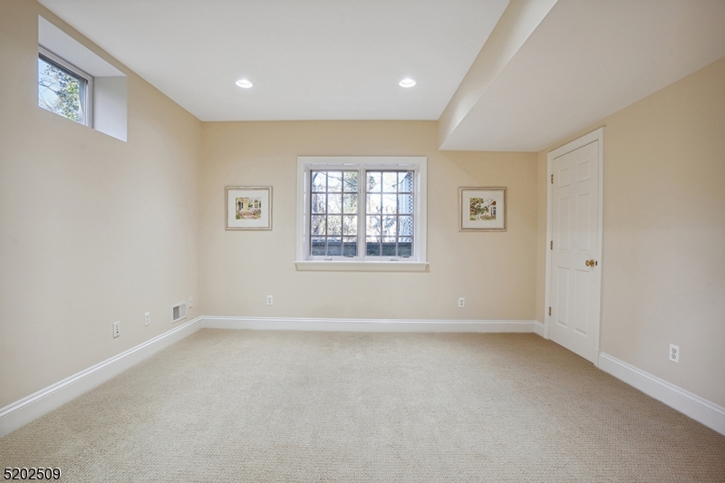 Oak Ridge - Residential