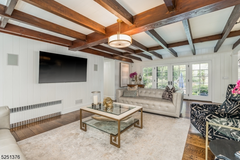 Hunt Country - Residential