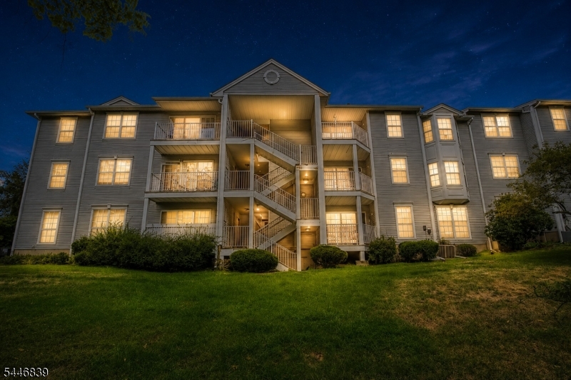 Society Hill/Somerset 03 - Residential
