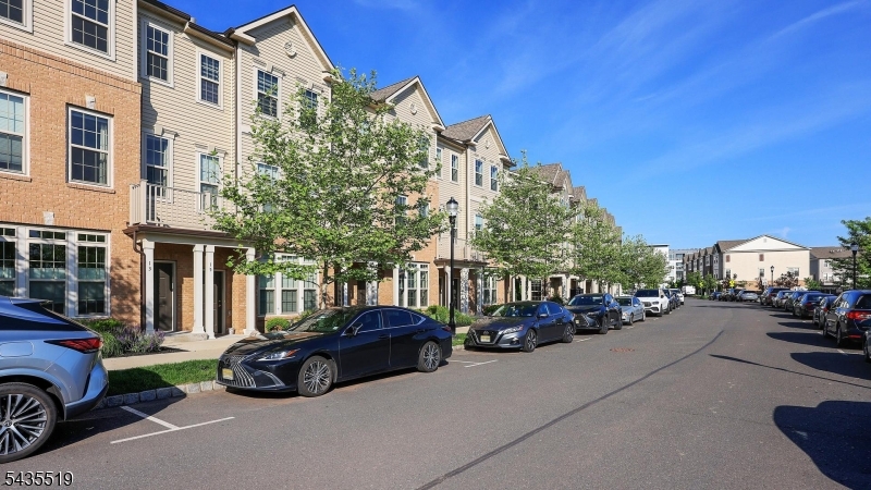 Somerville Station - Residential