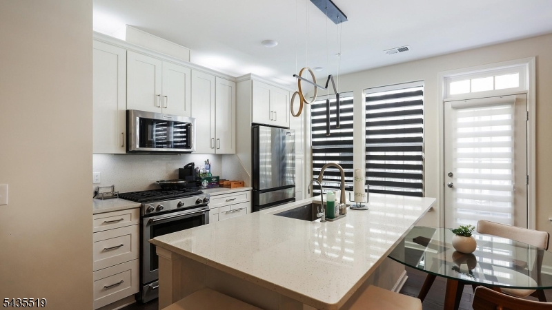 Somerville Station - Residential