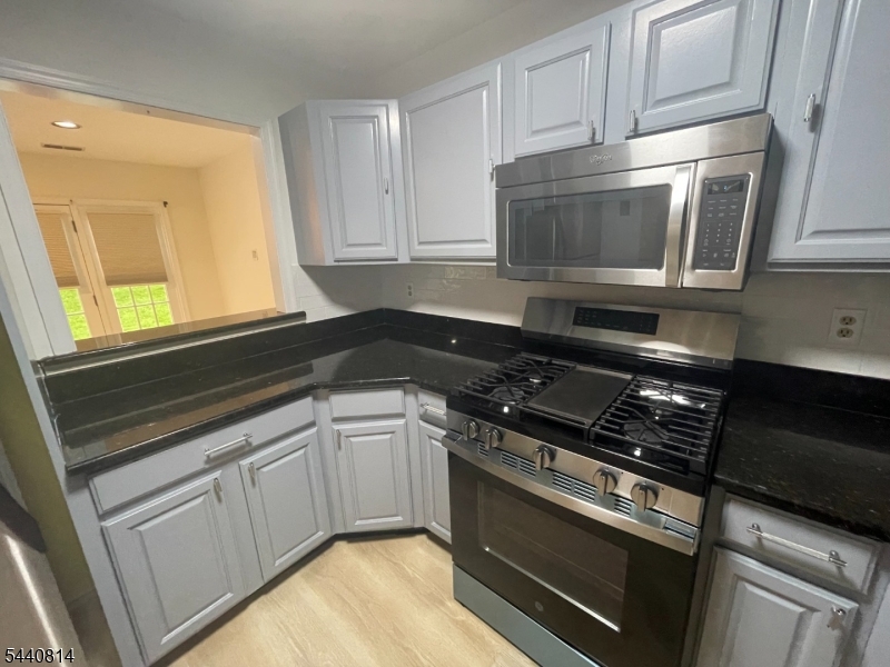 Montville Chase - Residential Lease