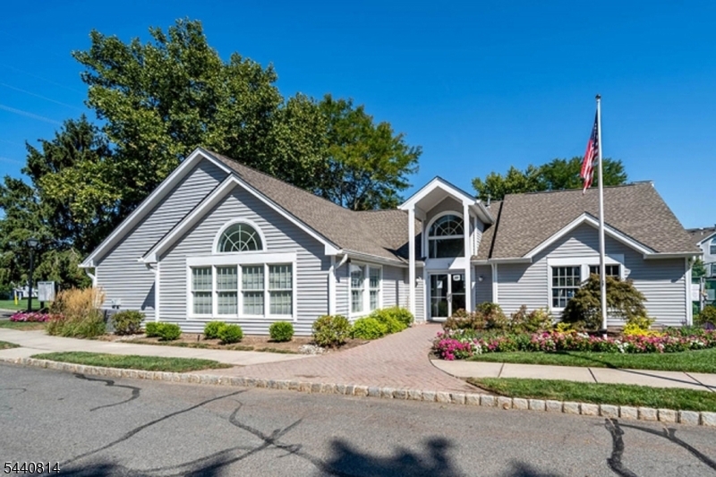 Montville Chase - Residential Lease