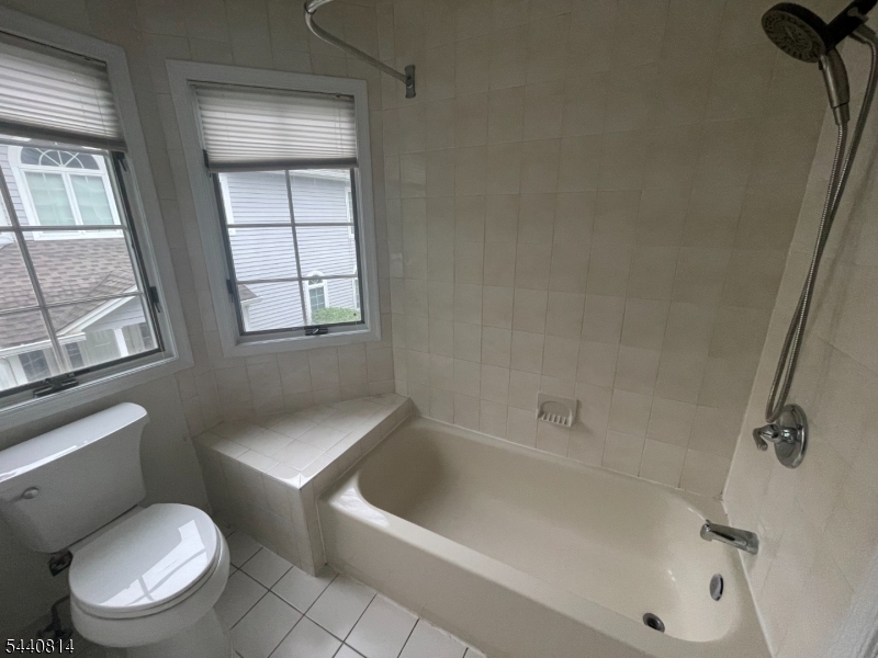 Montville Chase - Residential Lease